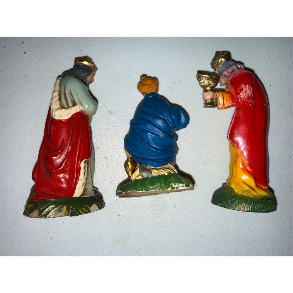 LOT OF THREE Vintage  Italy  5 Inch Wise Men Christmas Nativity Figurines